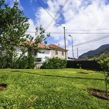 Luxurioeses Haus Der Leidenschaft By Interhome Casa vacanze Machico (Madeira)