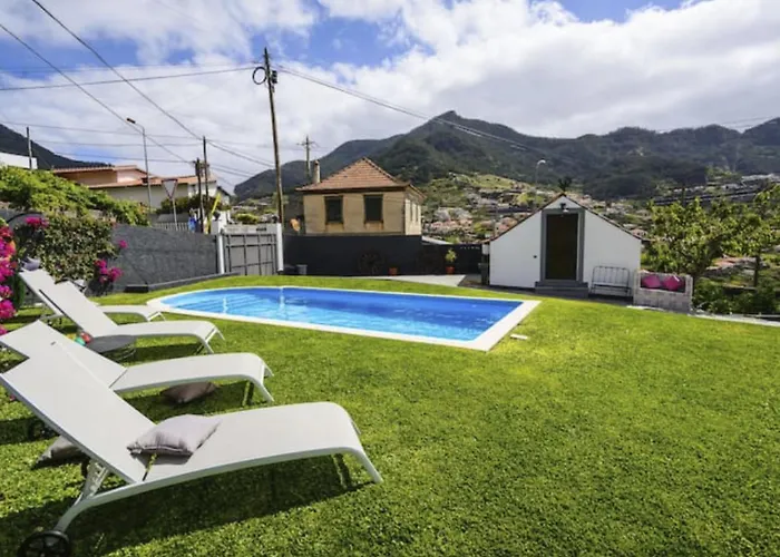 Luxurioeses Haus Der Leidenschaft By Interhome *