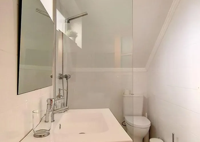 Vakantiehuis Luxurioeses Haus Der Leidenschaft By Interhome Machico (Madeira)