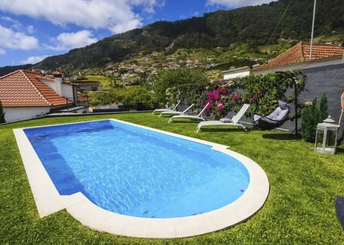 Luxurioeses Haus Der Leidenschaft By Interhome *