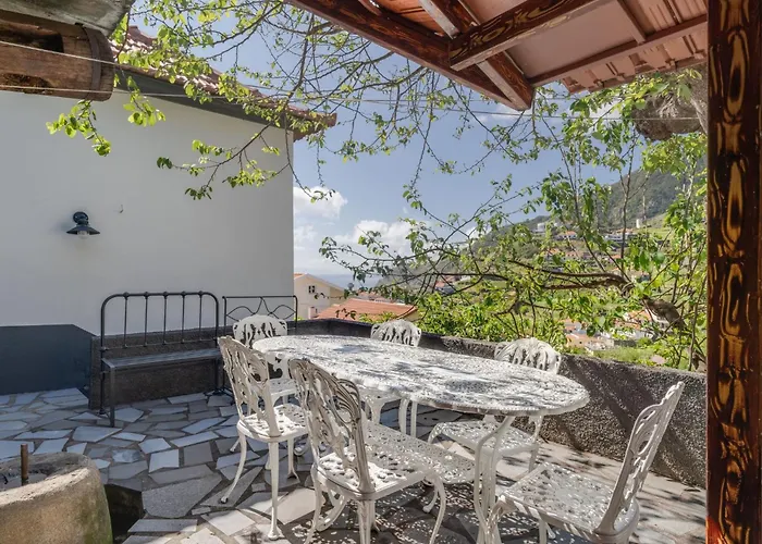 Luxurioeses Haus Der Leidenschaft By Interhome