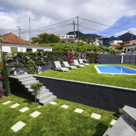 Luxurioeses Haus Der Leidenschaft By Interhome Casa de Férias Machico (Madeira)