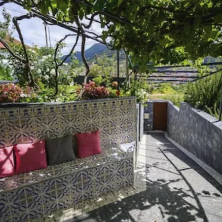 Luxurioeses Haus Der Leidenschaft By Interhome