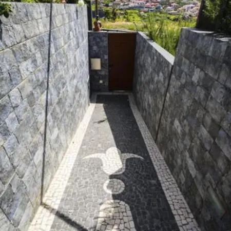 Casa de Férias Luxurioeses Haus Der Leidenschaft By Interhome Machico (Madeira)