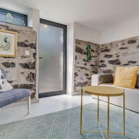 Luxurioeses Haus Der Leidenschaft By Interhome Casa de Férias *