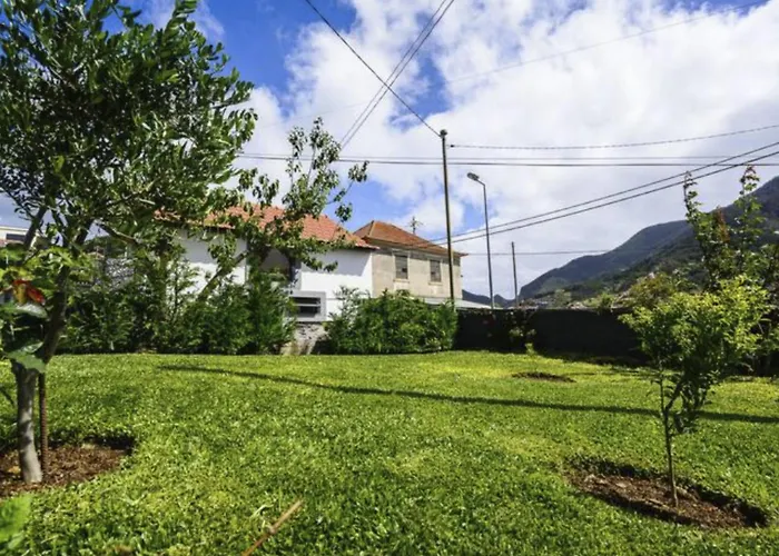 Luxurioeses Haus Der Leidenschaft By Interhome Dom wakacyjny Machico (Madeira)
