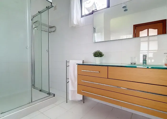 Luxurioeses Haus Der Leidenschaft By Interhome