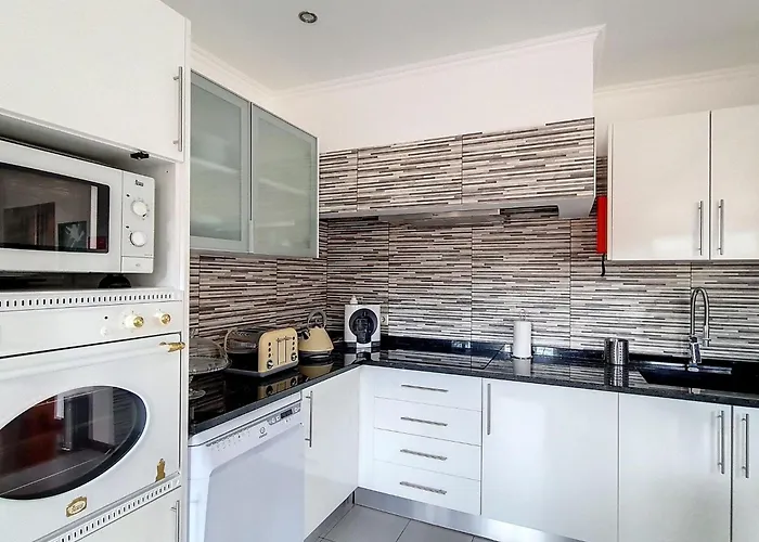 Luxurioeses Haus Der Leidenschaft By Interhome *