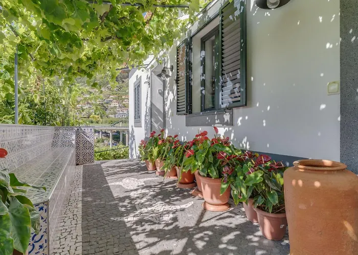 Dom wakacyjny Luxurioeses Haus Der Leidenschaft By Interhome Machico (Madeira)