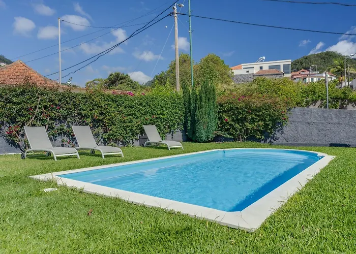 Luxurioeses Haus Der Leidenschaft By Interhome Machico (Madeira)