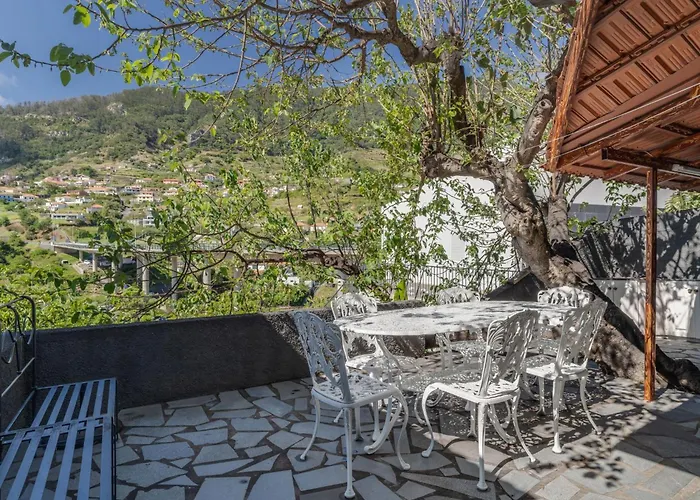 度假居 Luxurioeses Haus Der Leidenschaft By Interhome *